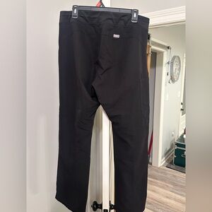 FIGS women's Black Kade - Cargo Scrub Pants - L / Black